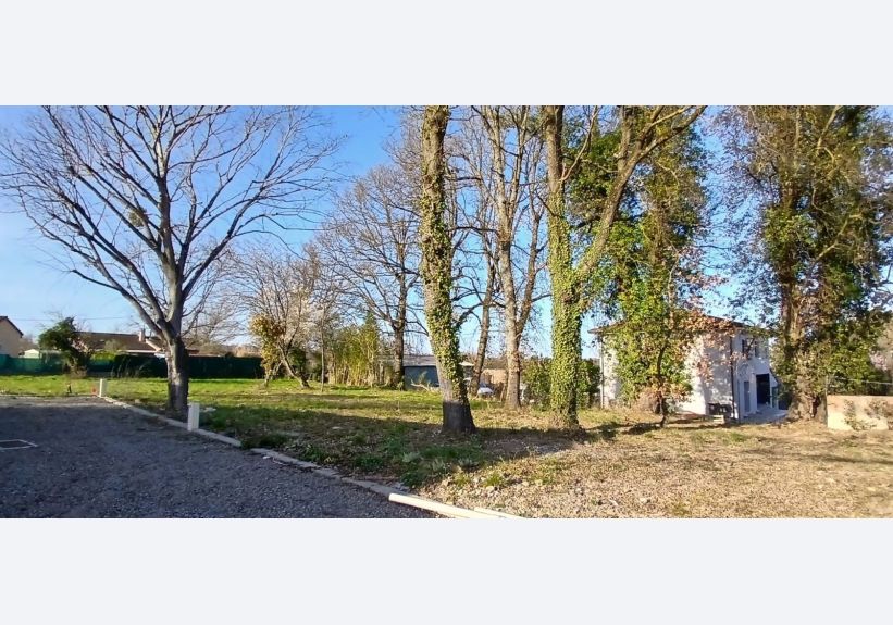Image du modèle de maison 7a59214a-6b45-4524-8079-872d5f9c8a9b
