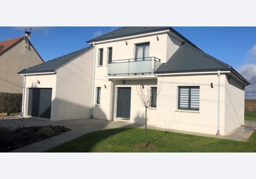 Image du modèle de maison photos-chesnel-avec-pelouse-900x444