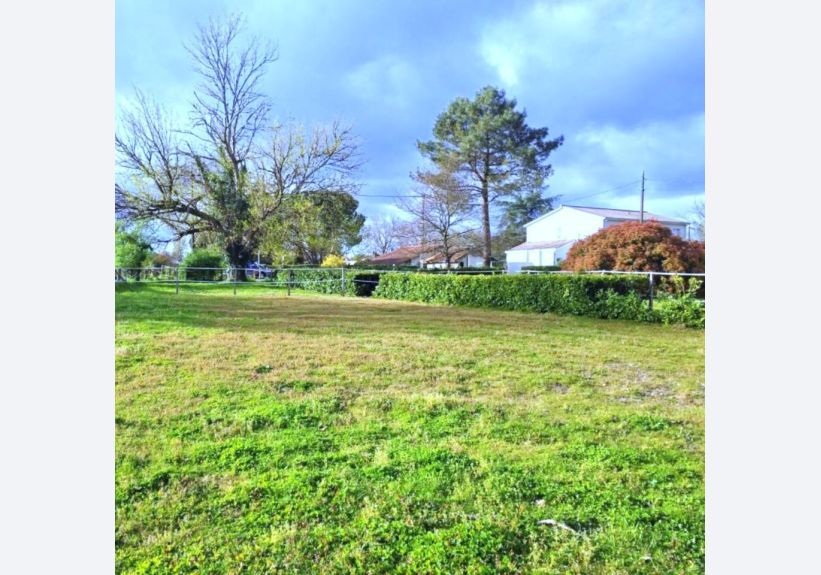 Image du modèle de maison Saucats_terrain