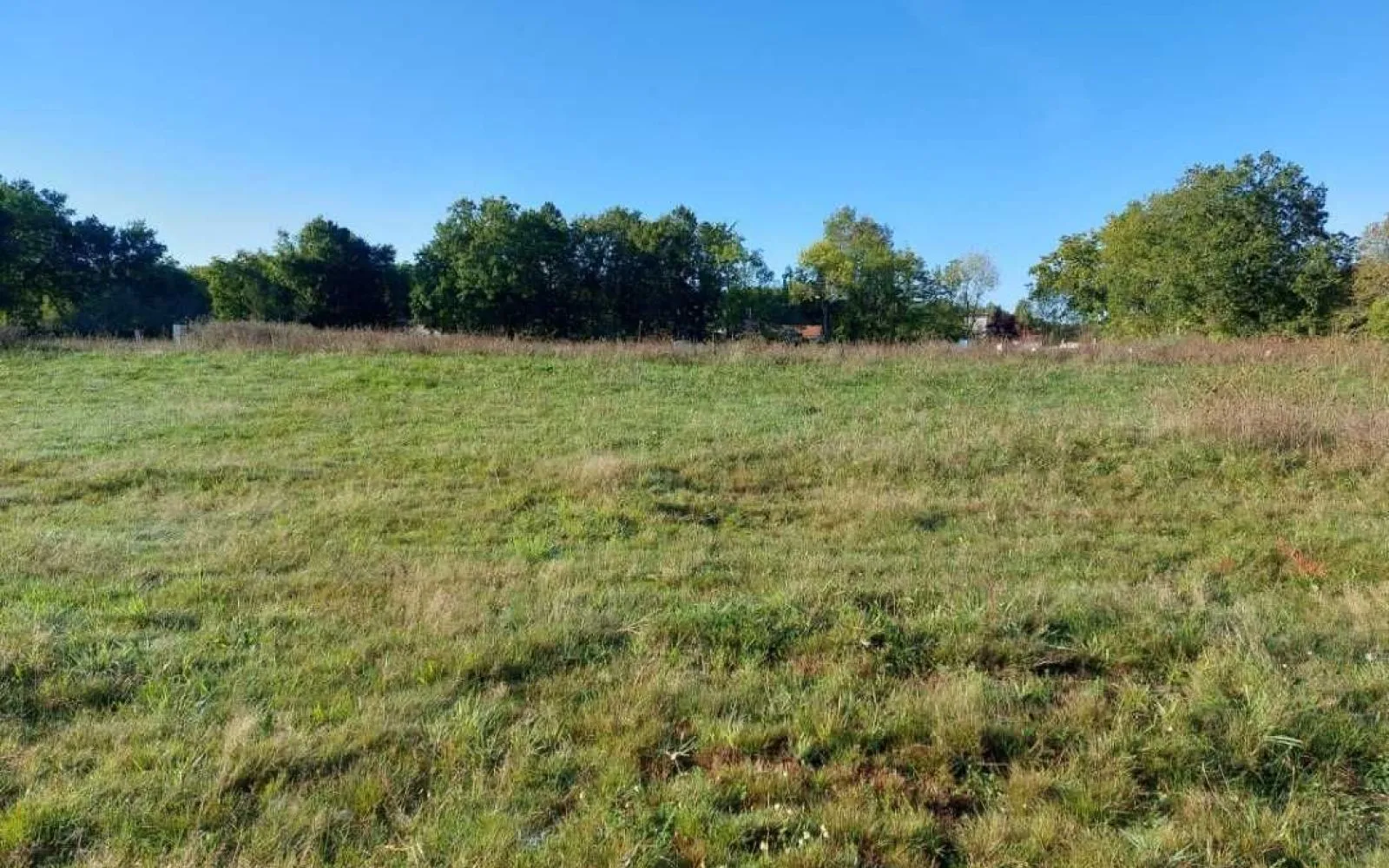 Terrain à bâtir de 402 m2 au prix de 36180 € à FONTCOUVERTE. à Fontcouverte — photo 1