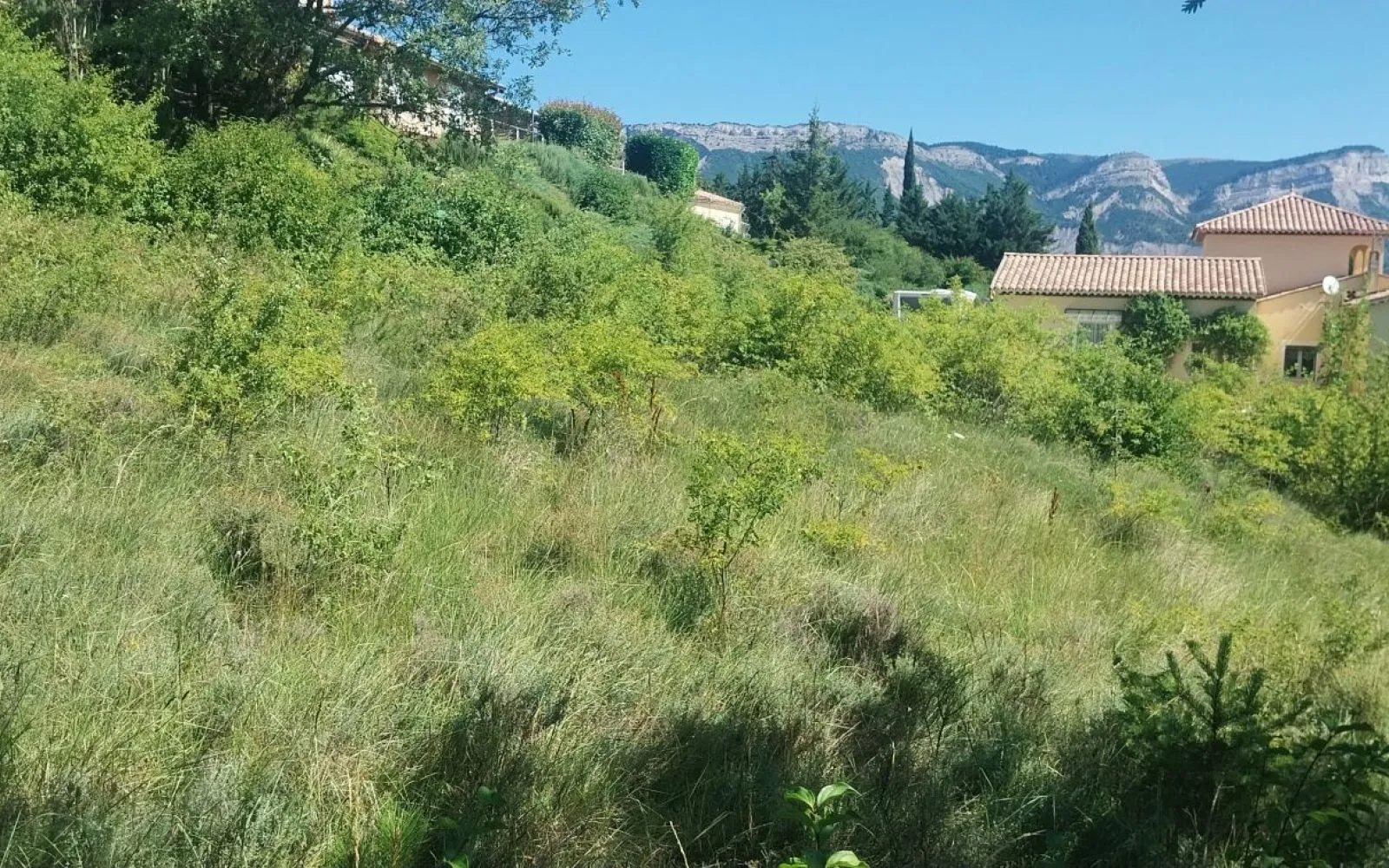 Terrain à bâtir de 1250 m² à LAZER (05) à Lazer — photo 1