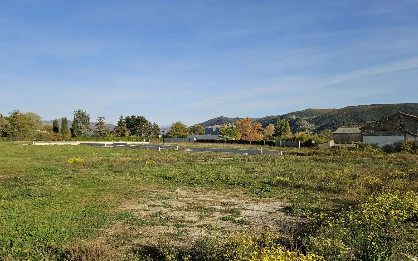 Maison 86 m² avec terrain à PEYRUIS (04) à Peyruis — photo 6