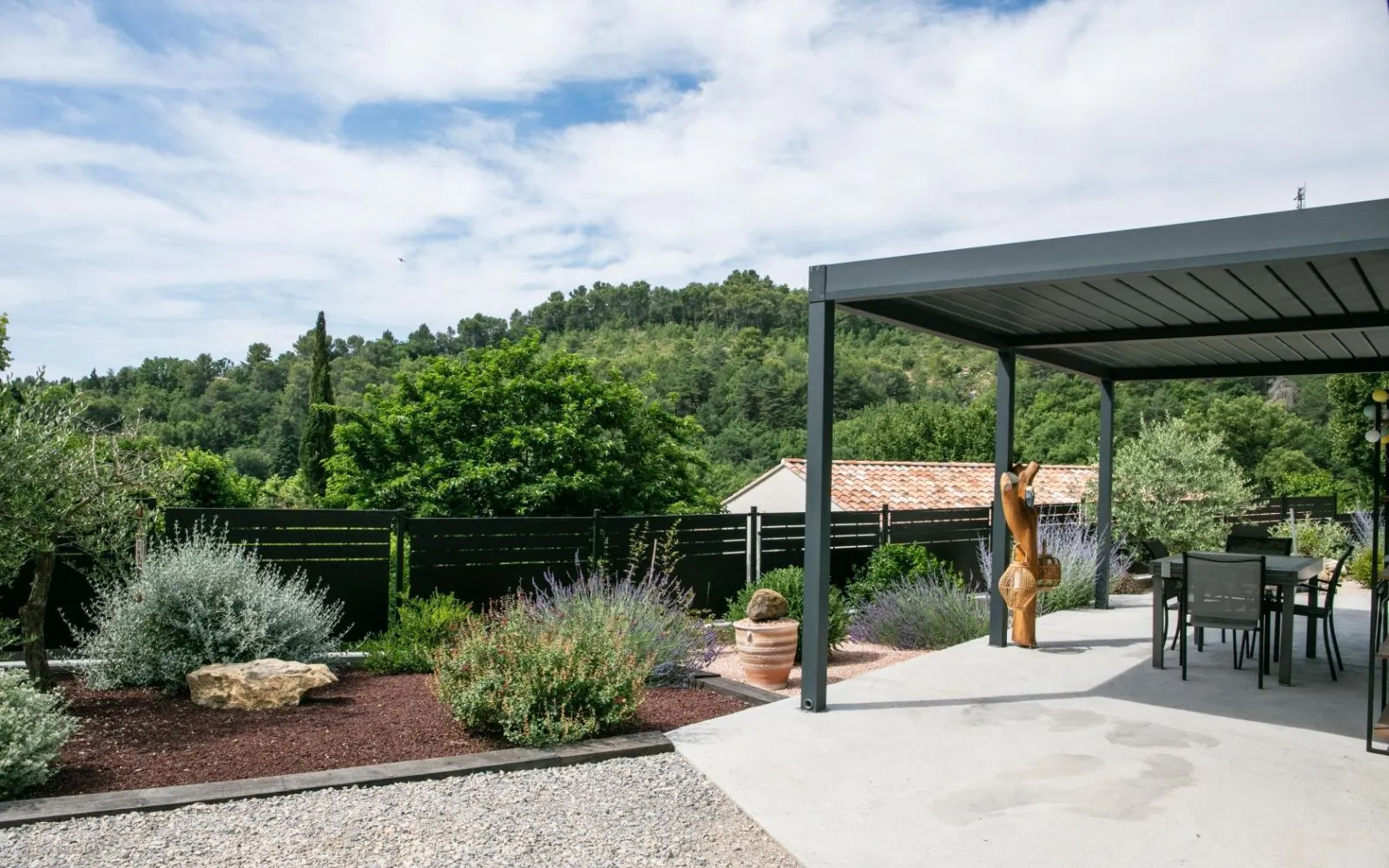 Maison plain-pied 3 chambres avec grand séjour et garage à Pélissanne — photo 9