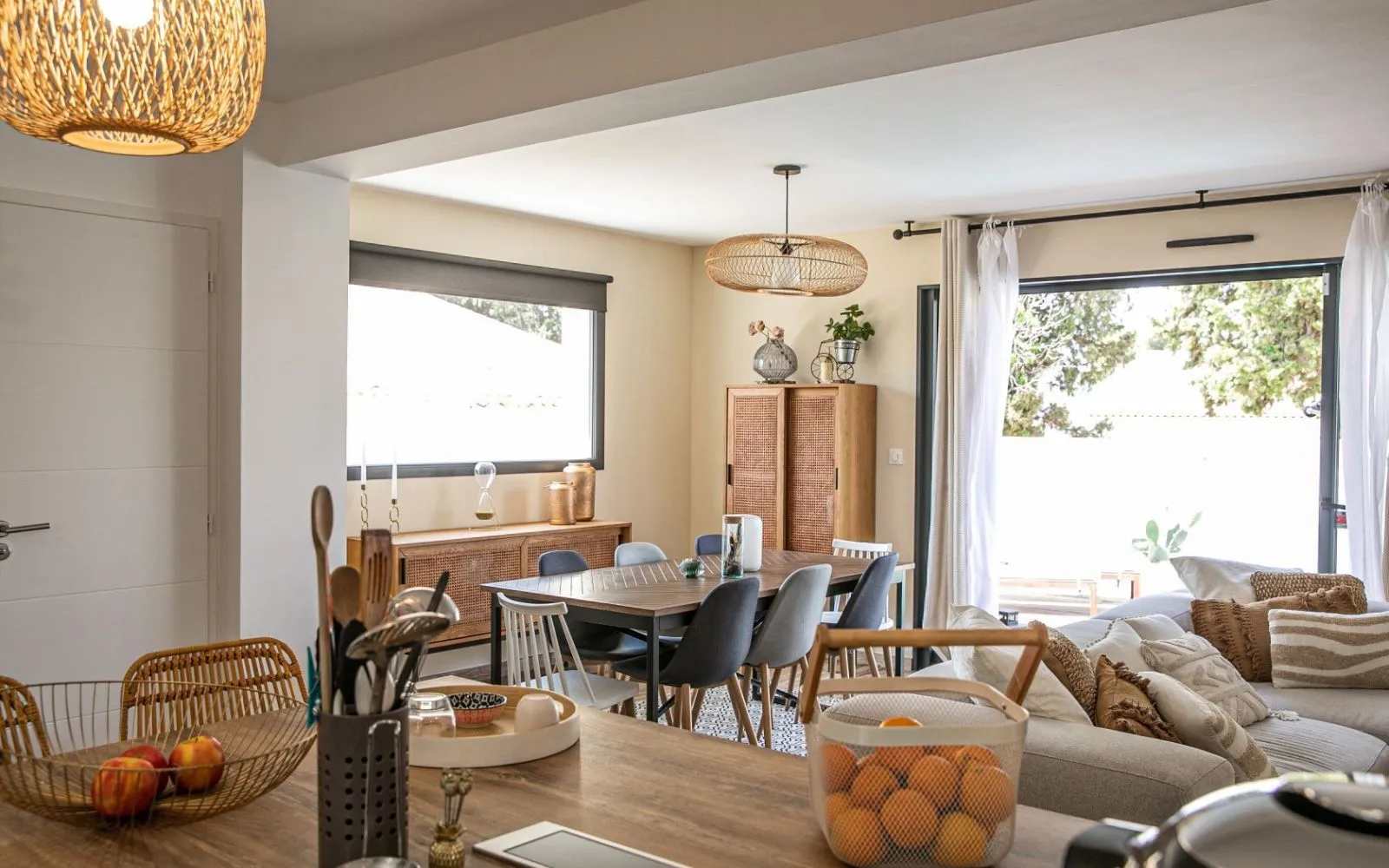 Élégance, confort et prestations premium Découvrez cette maison contemporaine de 105 m², implantée sur un terrain bien exposé dans un quartier résidentiel calme et recherché. à Gémenos — photo 8