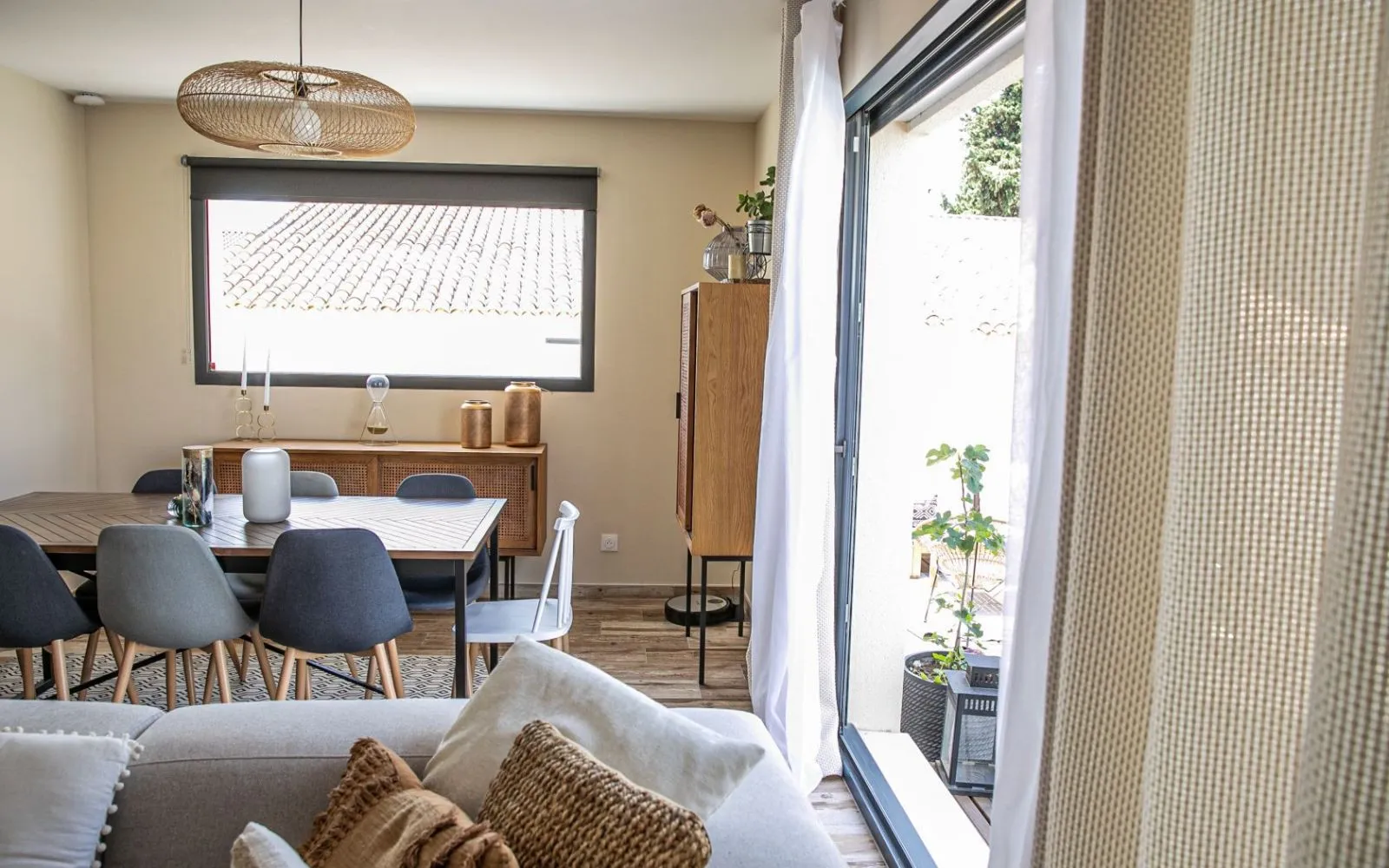 Élégance, confort et prestations premium Découvrez cette maison contemporaine de 105 m², implantée sur un terrain bien exposé dans un quartier résidentiel calme et recherché. à Gémenos — photo 10