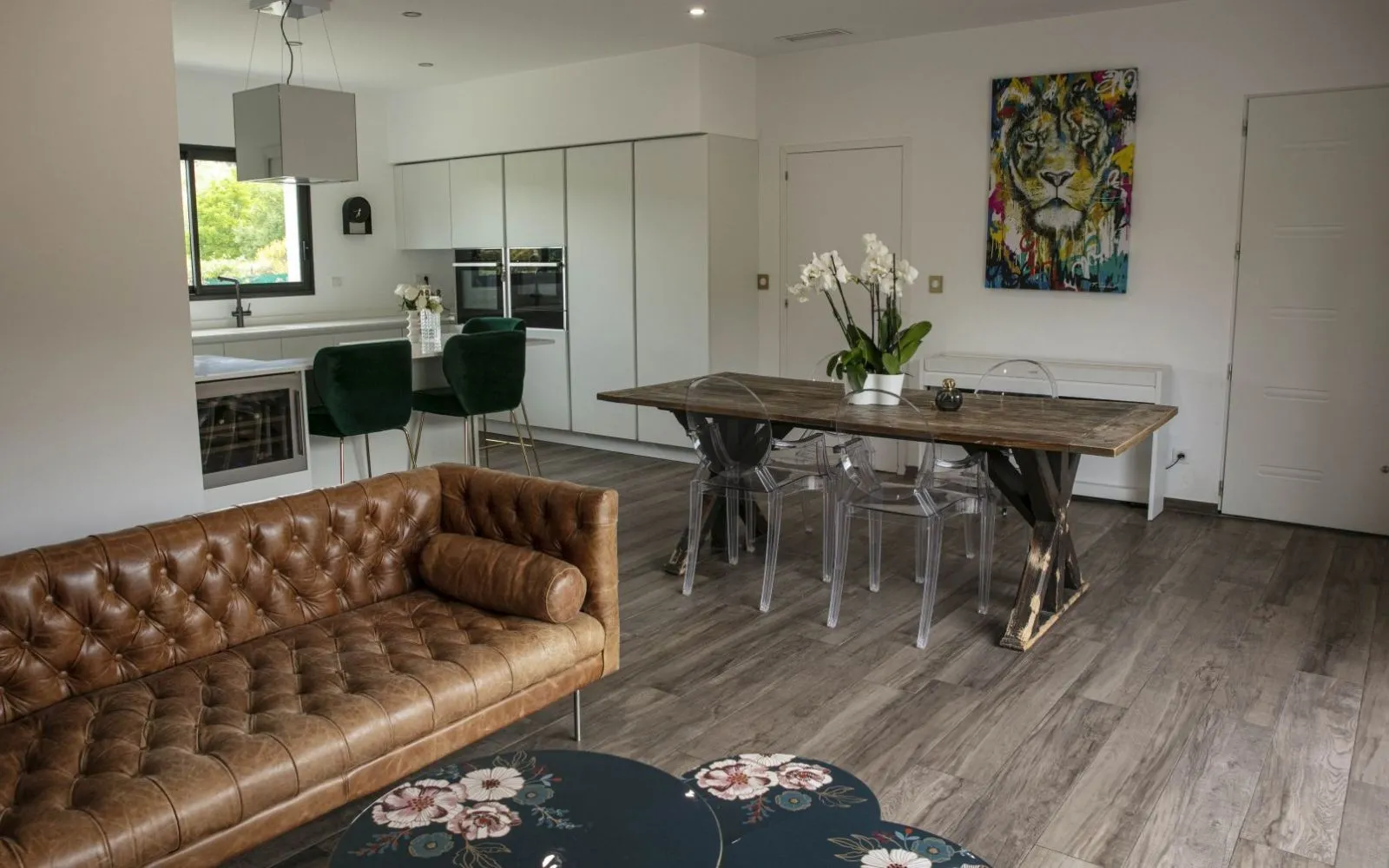Située dans un environnement calme et résidentiel, cette maison de plain-pied offre un cadre de vie confortable et parfaitement adapté au quotidien. à Mérindol — photo 13