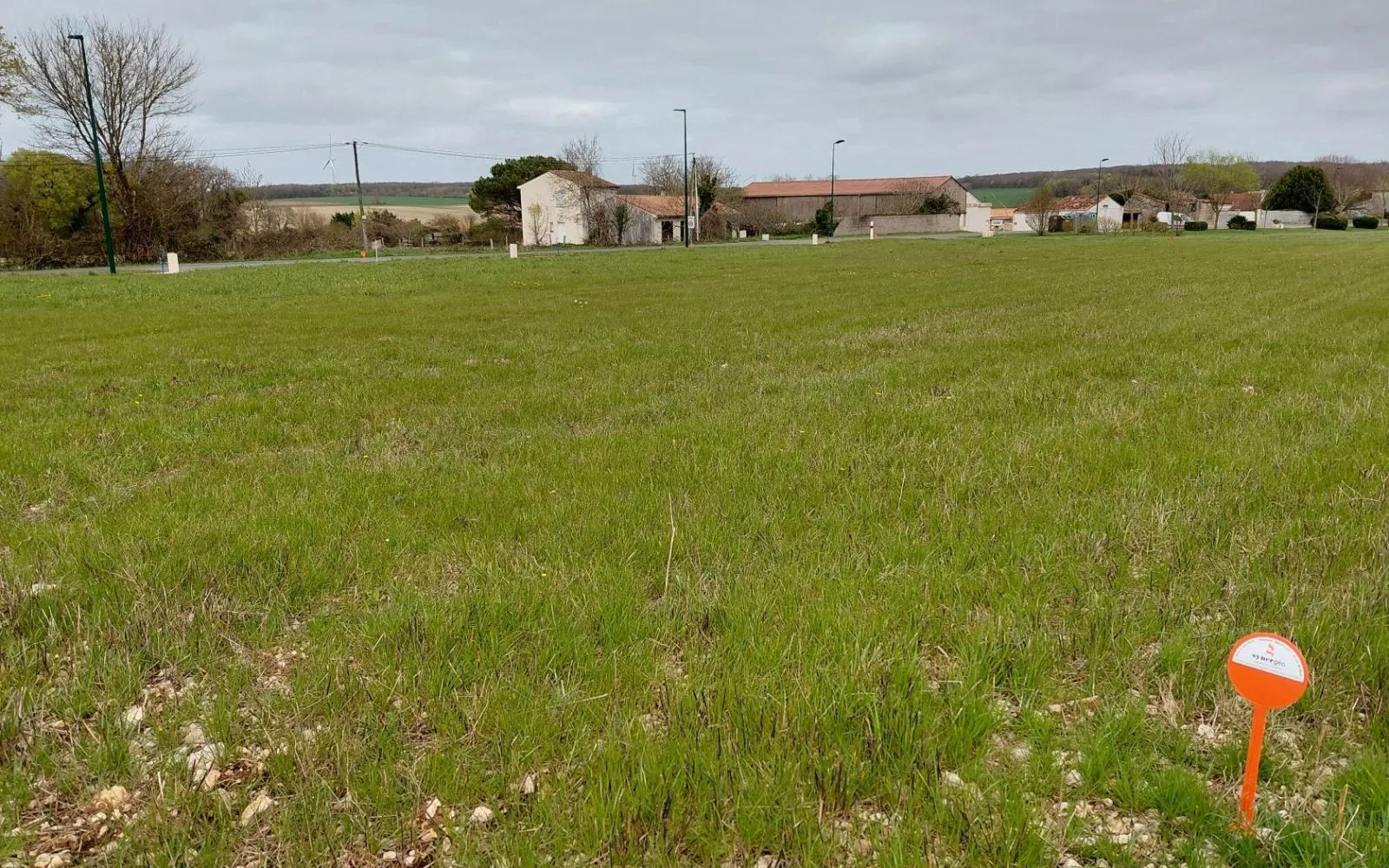 Terrain à bâtir de 675 m² à BIGNAY (17) à Bignay — photo 3