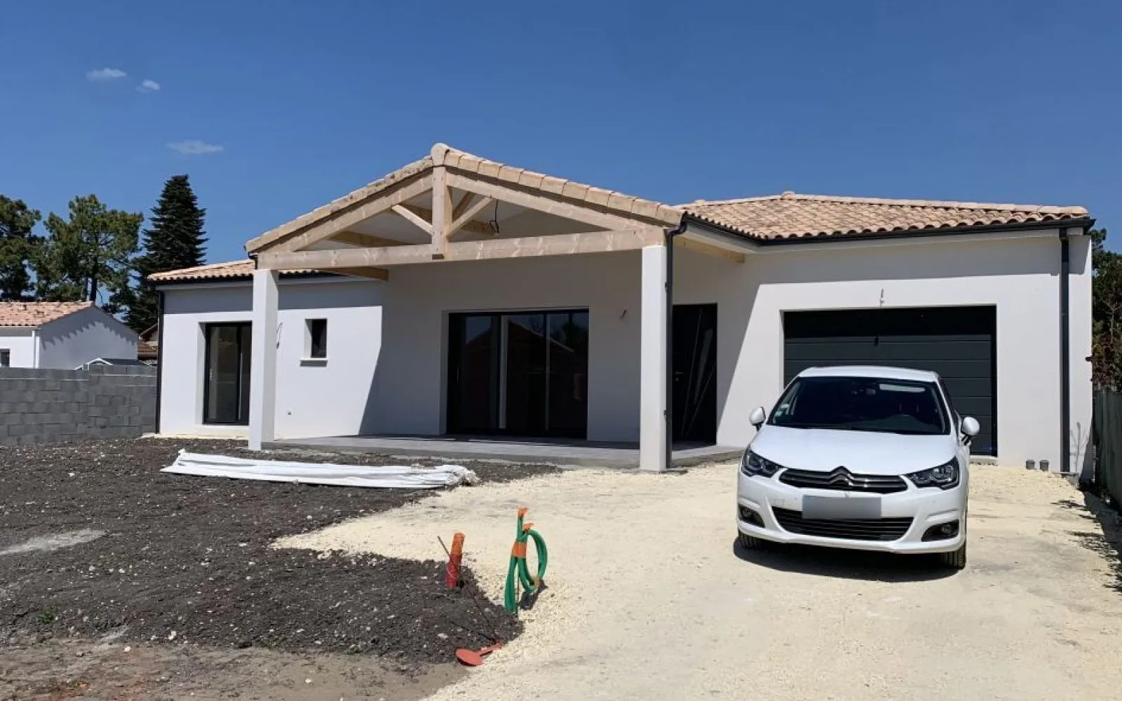 Projet de construction d'une maison 90 m² avec terrain à GEMOZAC (17) à Gémozac — photo 1