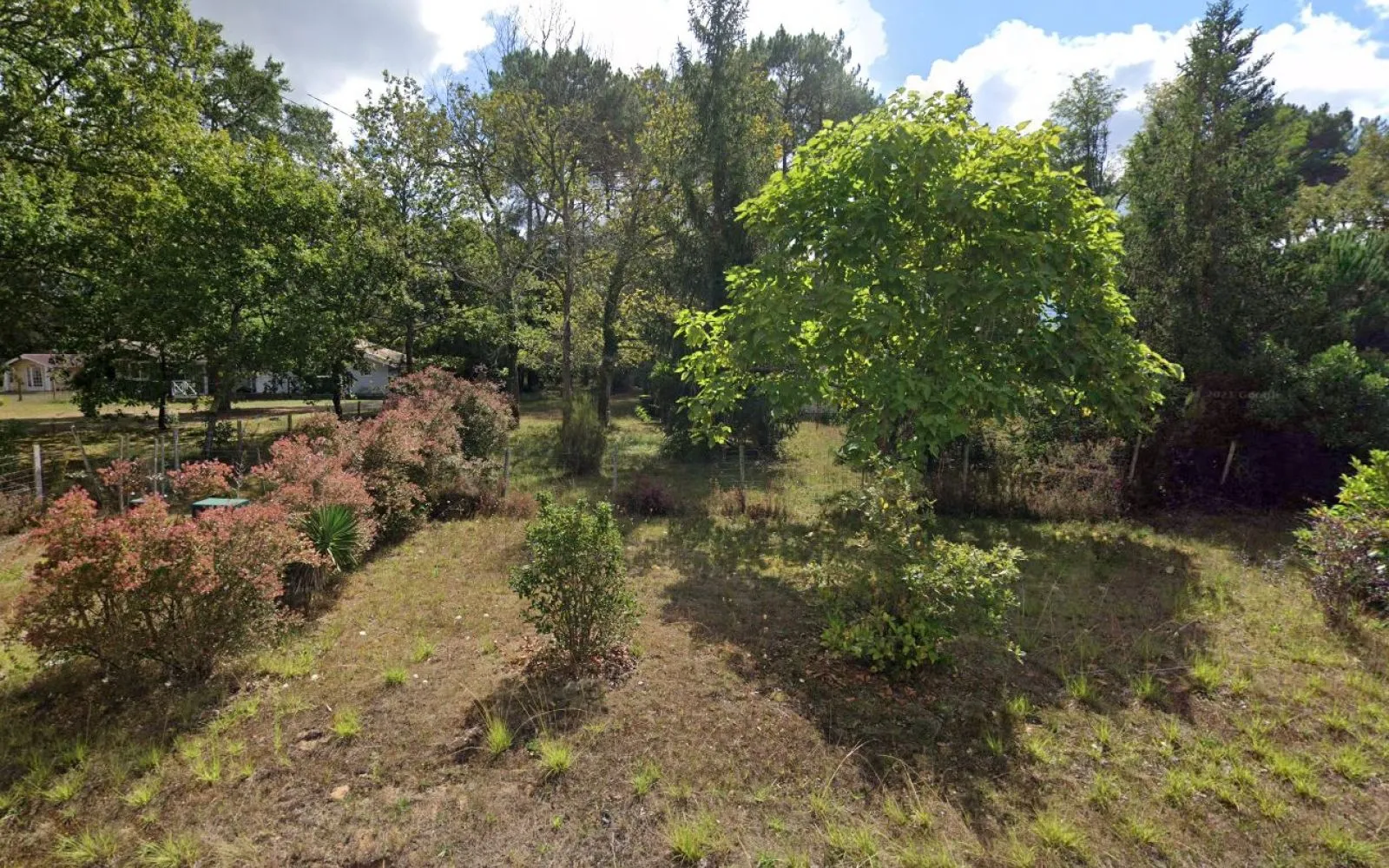 Terrain à bâtir de 650 m² à LUGOS (33) à Lugos — photo 1