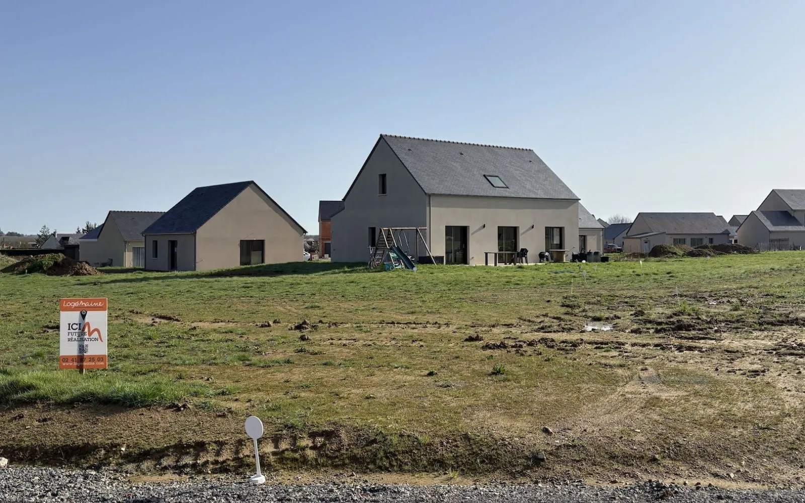 Projet de construction d'une maison 110 m² avec terrain à SAINT-MELAINE-SUR-AUBANCE (49) à Saint-Melaine-sur-Aubance — photo 4