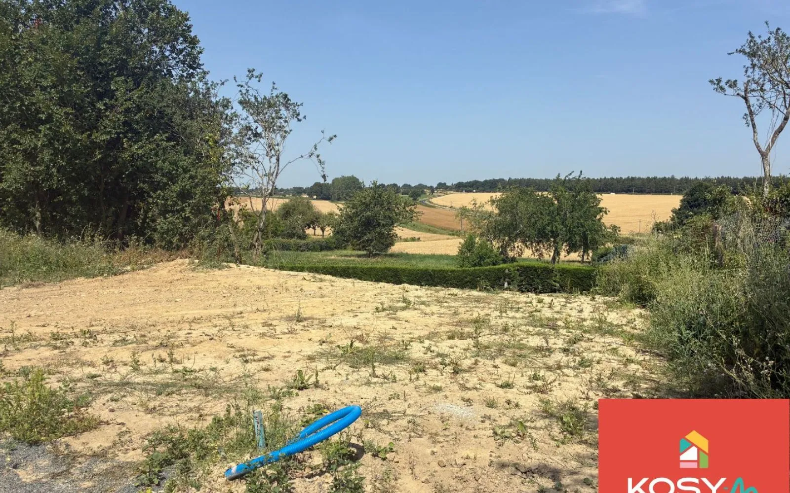 Terrain à bâtir de 426 m² à ANDIGNE (49) à Andigné — photo 1
