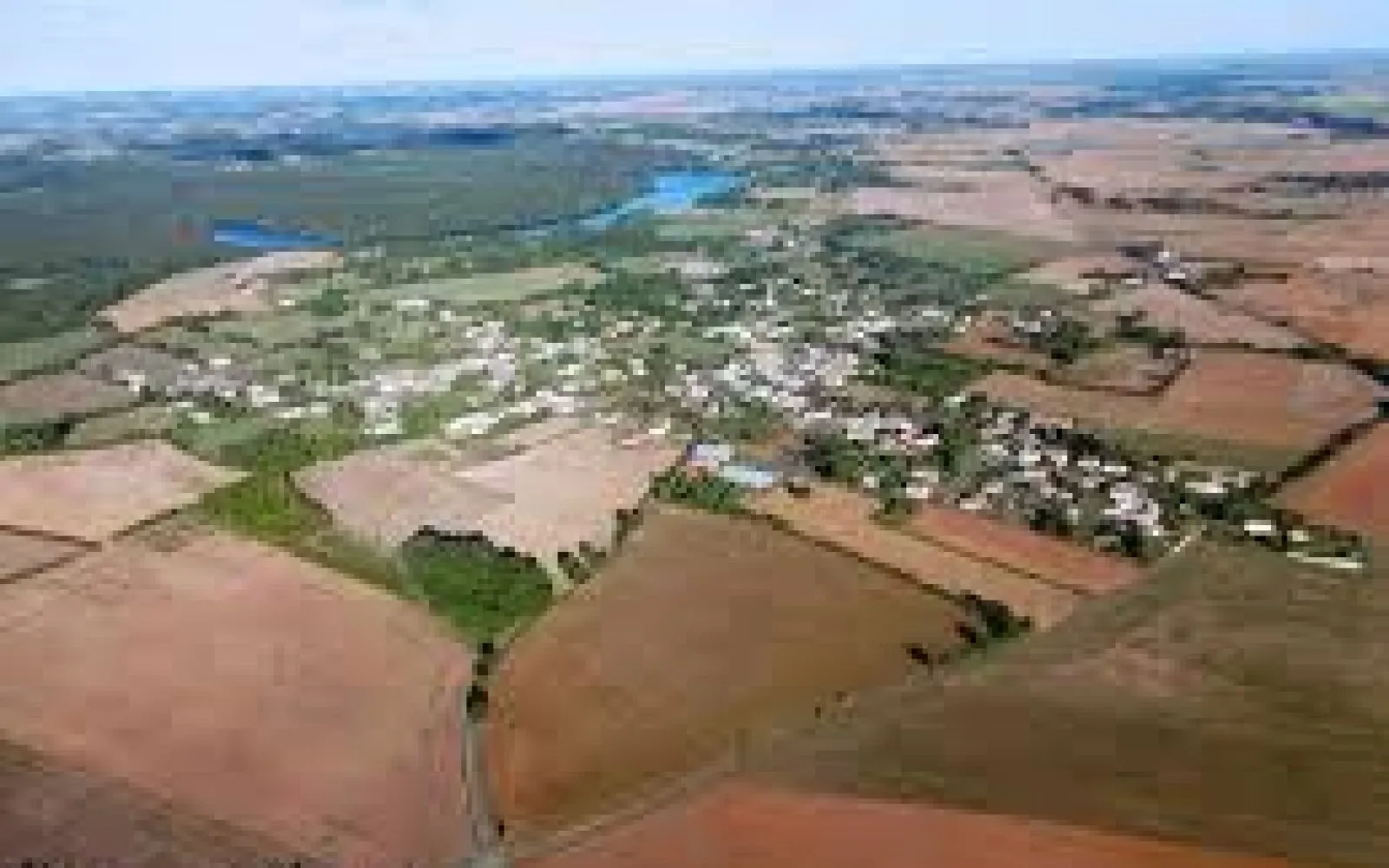 Projet de construction d'une maison 78 m² avec terrain à SAINT-MICHEL-LE-CLOUCQ (85) à Saint-Michel-le-Cloucq — photo 3