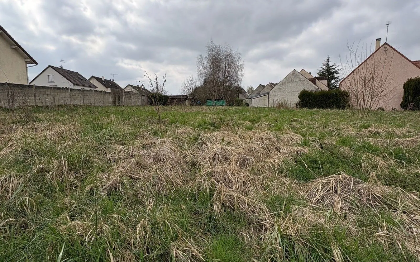 Terrain à bâtir de 550 m² à THORIGNY-SUR-MARNE (77) à Thorigny-sur-Marne — photo 1