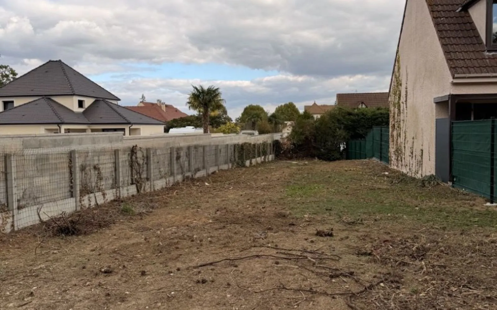 Terrain à bâtir de 325 m² à SAINT-GERMAIN-LES-ARPAJON (91) à Saint-Germain-lès-Arpajon — photo 1