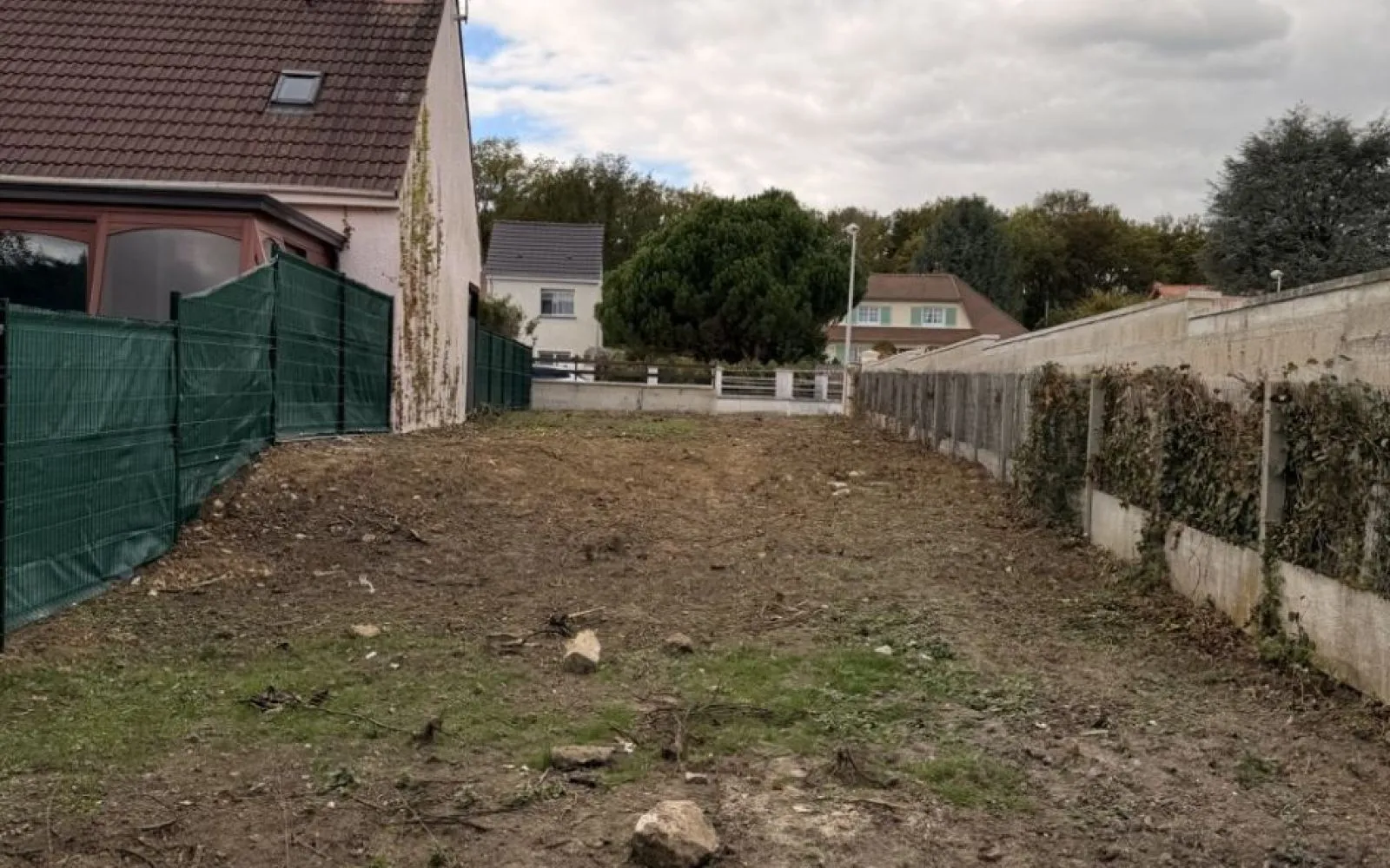 Terrain à bâtir de 325 m² à SAINT-GERMAIN-LES-ARPAJON (91) à Saint-Germain-lès-Arpajon — photo 2