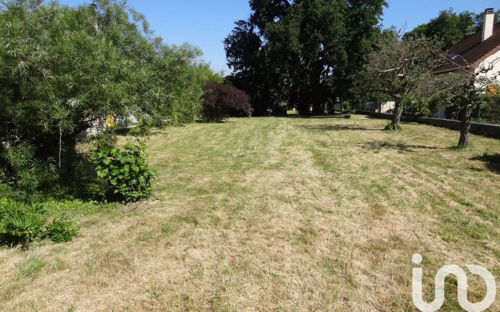 Terrain à bâtir de 1157 m² à REAU (77) à Réau — photo 1