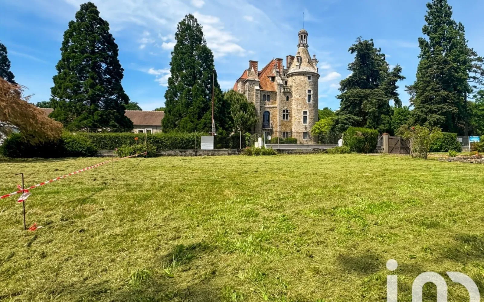 Terrain à bâtir de 320 m² à LE CHATELET-EN-BRIE (77) à Le Châtelet-en-Brie — photo 2