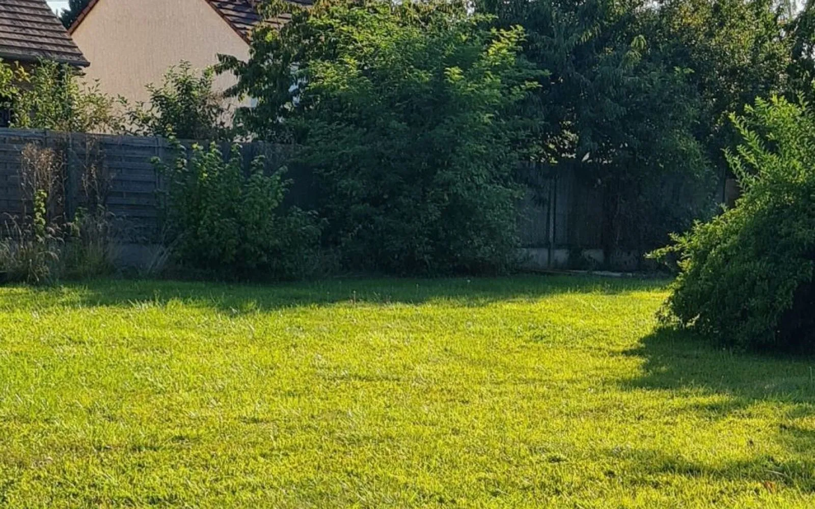 Terrain à bâtir de 313 m² à BRIE-COMTE-ROBERT (77) à Brie-Comte-Robert — photo 1