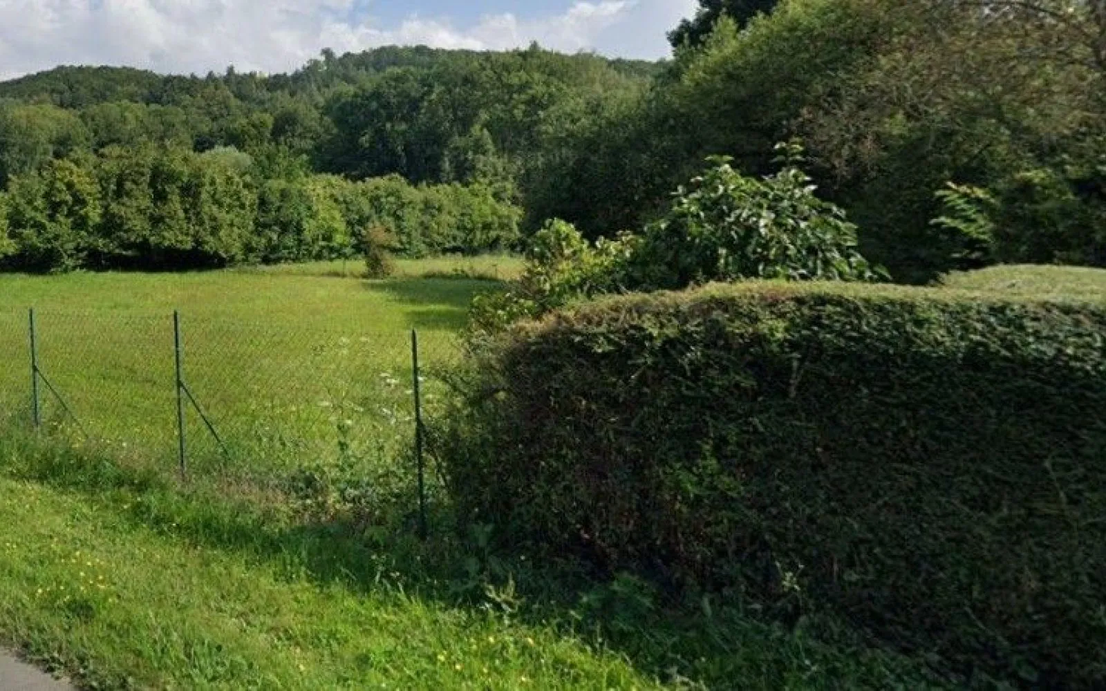 Terrain à bâtir de 2500 m² à REBAIS (77) à Rebais — photo 1