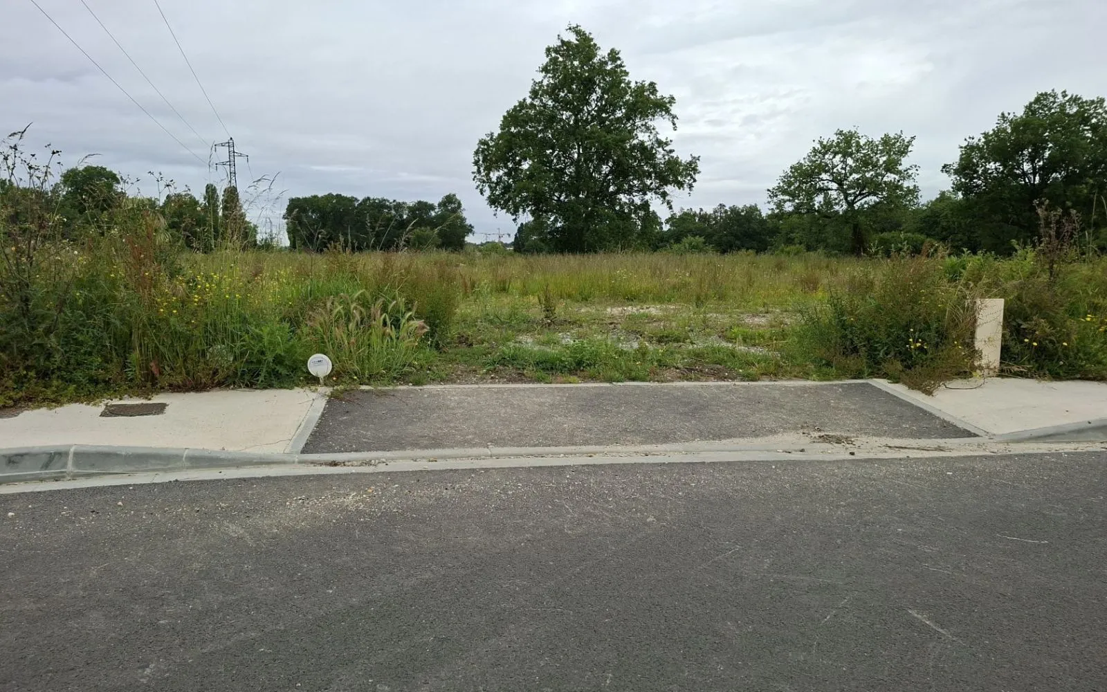 Terrain à bâtir de 580 m² à MIOS (33) à Mios — photo 1