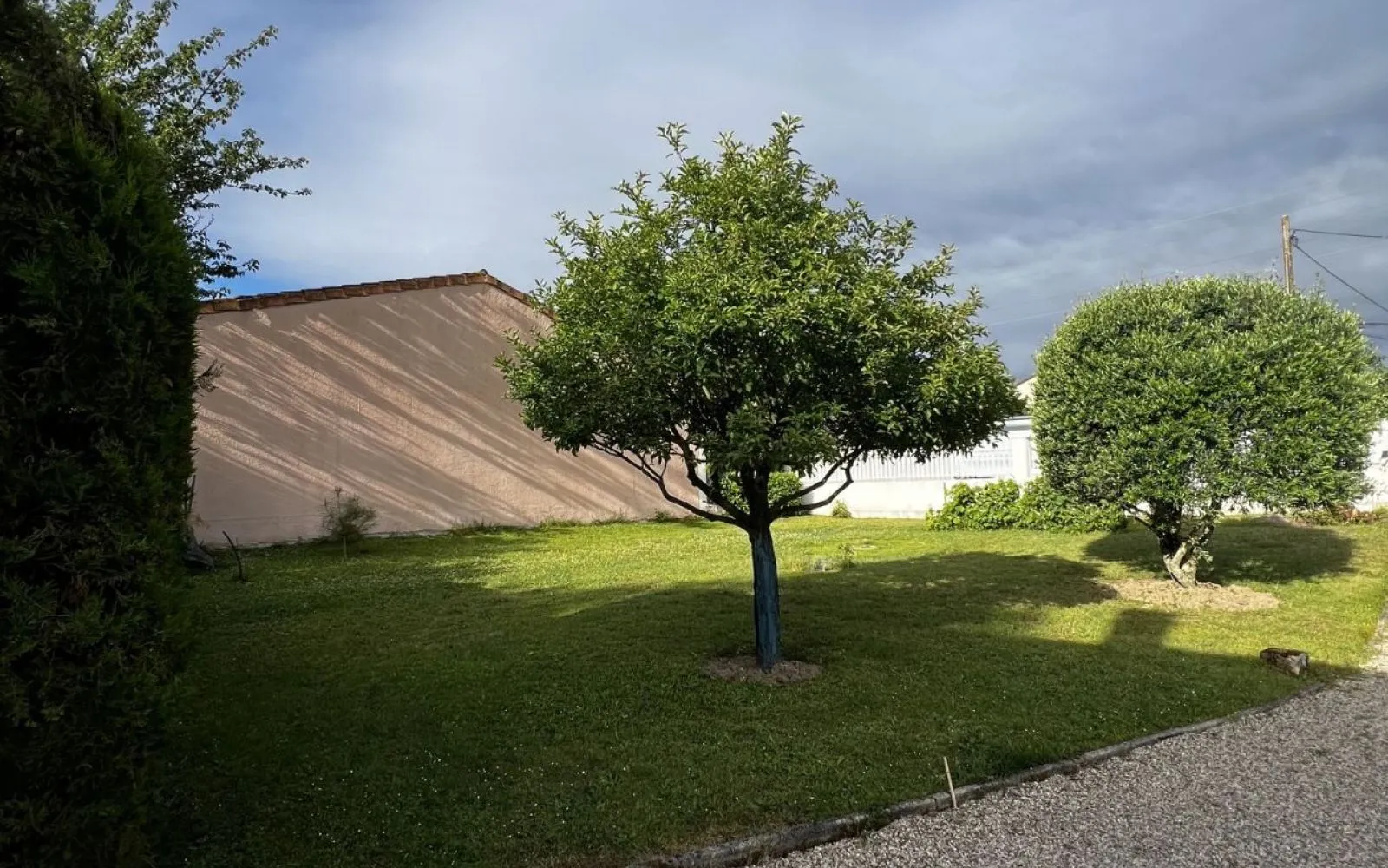 Terrain à bâtir de 300 m² à VILLENAVE-D'ORNON (33) à Villenave-d'Ornon — photo 1