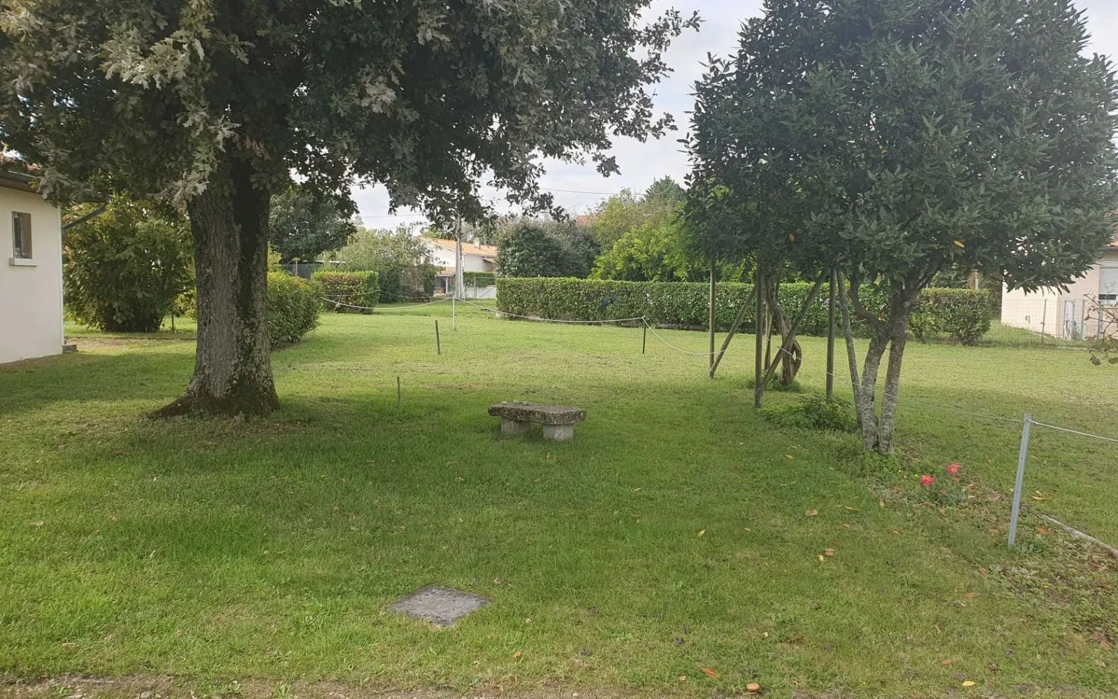 Terrain à bâtir de 550 m² à LE TAILLAN-MEDOC (33) à Le Taillan-Médoc — photo 1