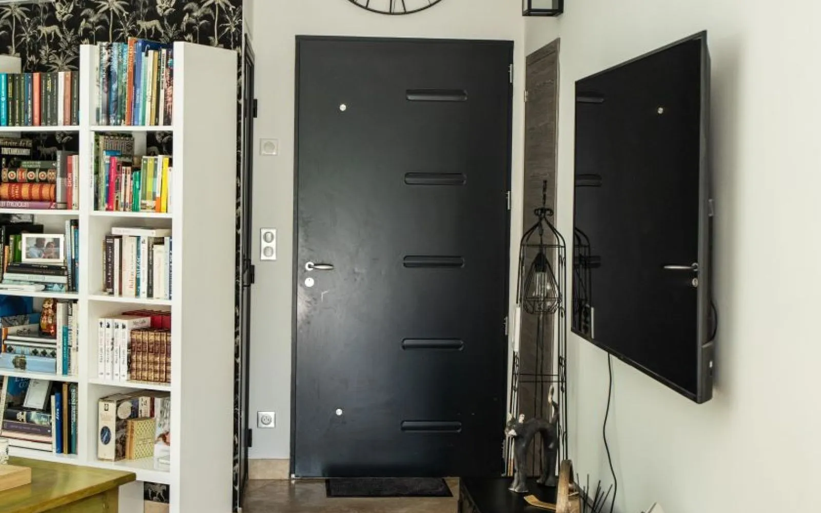 Maison contemporaine avec suite en RDC – DPE A, panneaux solaires et garage intégré à Goult — photo 18