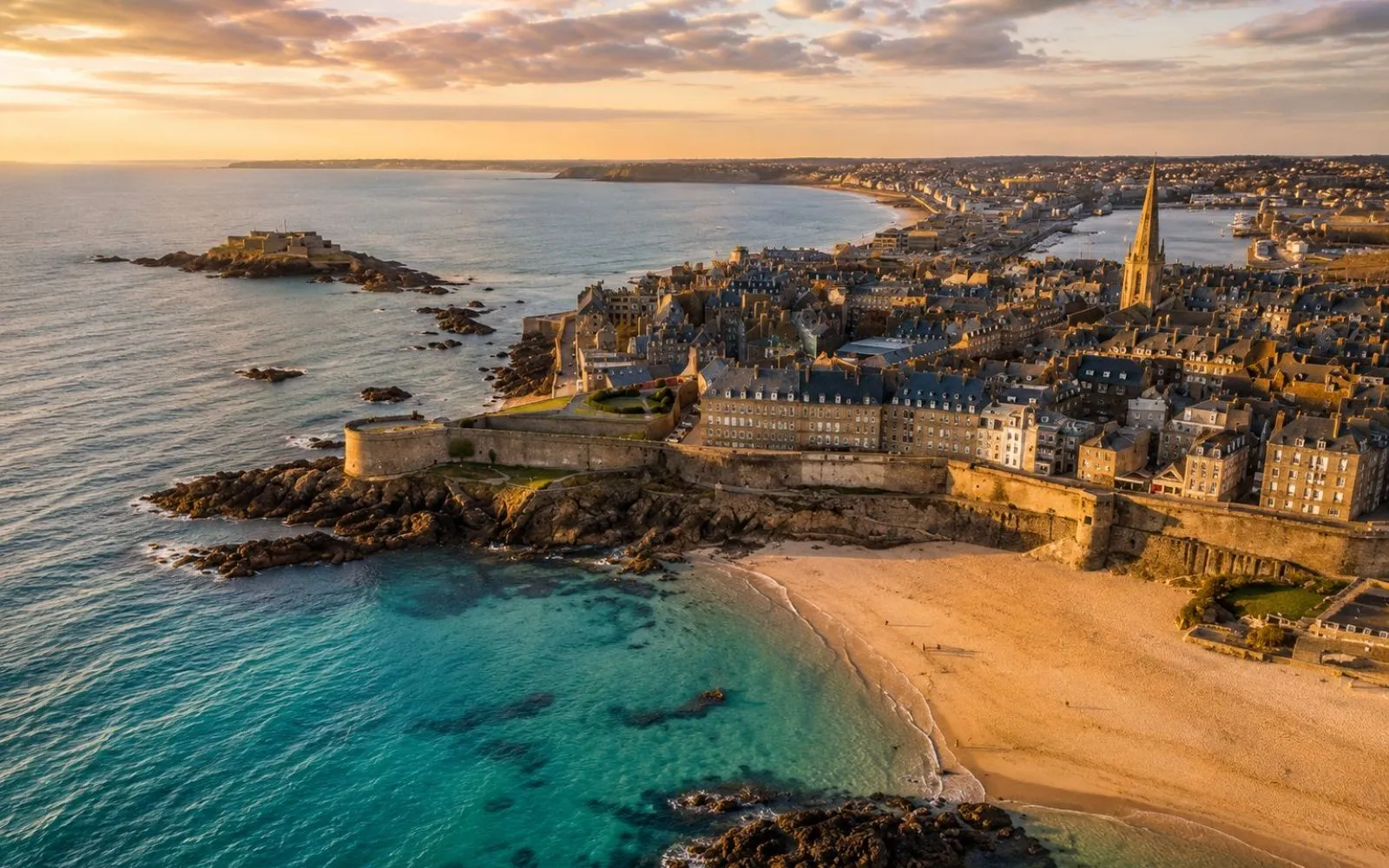 Projet de construction d'une maison 200 m² avec terrain à SAINT-MALO (35) à Saint-Malo — photo 2