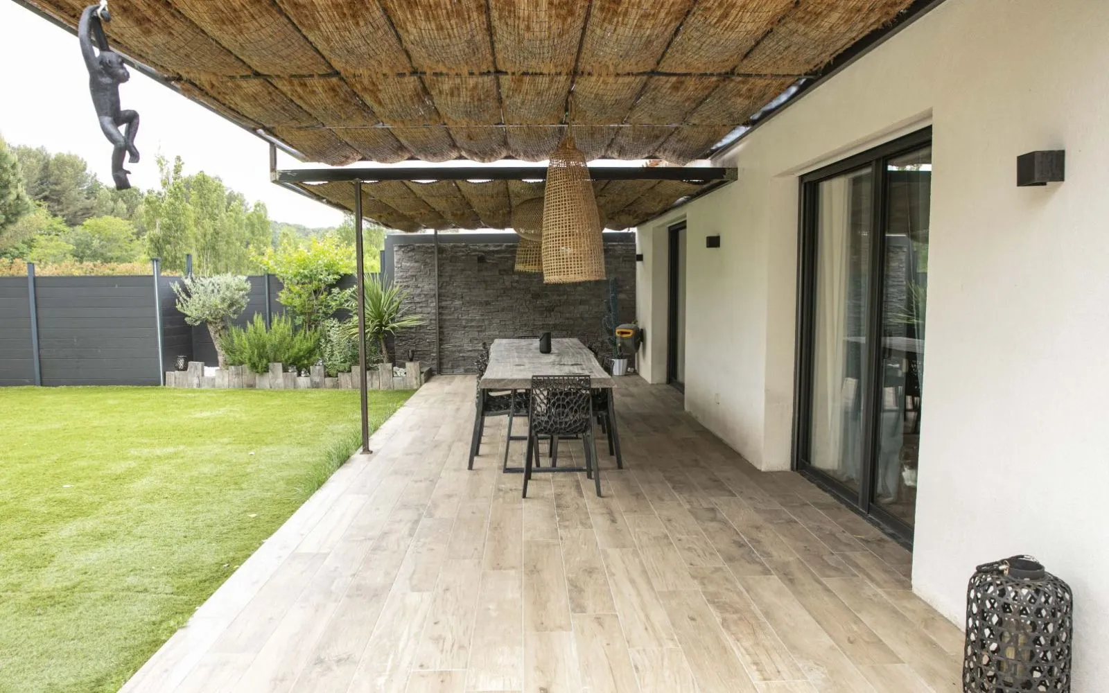 Maison neuve de plain-pied – 3 chambres – DPE A Cette maison de plain-pied à l'architecture régionale et en classe énergétique A saura vous séduire par son agencement fonctionnel et ses prestations de qualité à Apt — photo 6