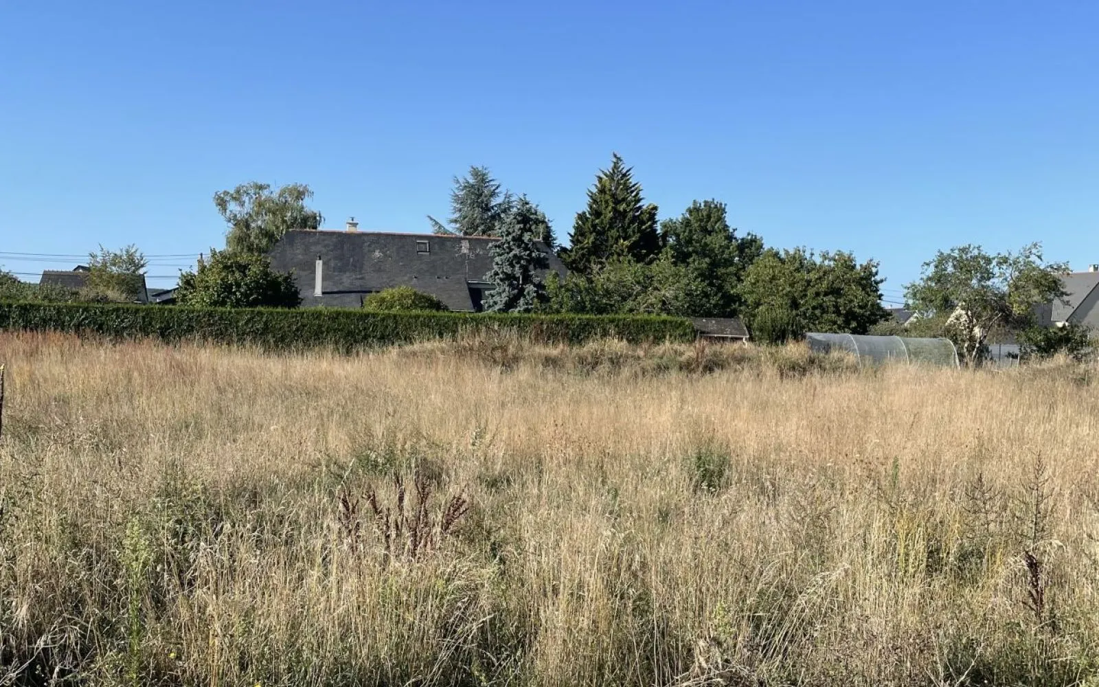 Terrain à bâtir de 544 m² à LA MENITRE (49) à La Ménitré — photo 1