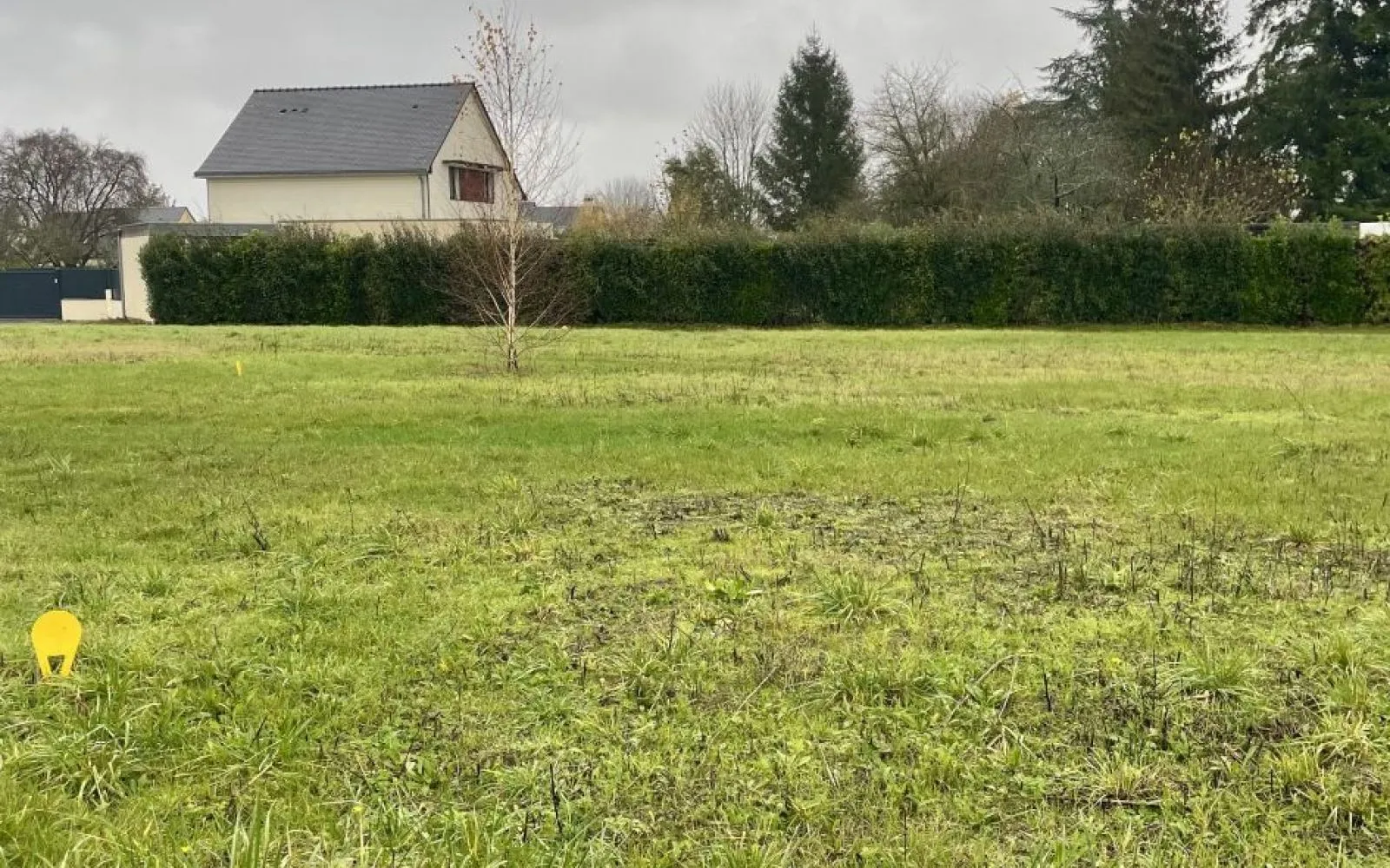 Terrain à bâtir de 327 m² à CHATEAUNEUF-SUR-SARTHE (49) à Châteauneuf-sur-Sarthe — photo 1