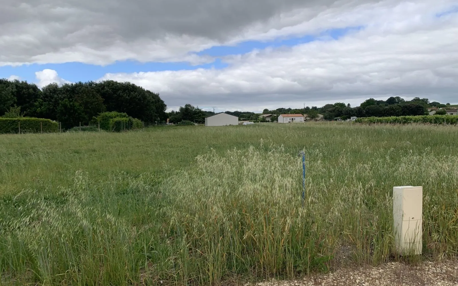 Terrain à bâtir de 905 m2 au prix de 32580 € à MARIGNAC (17) à Marignac — photo 1