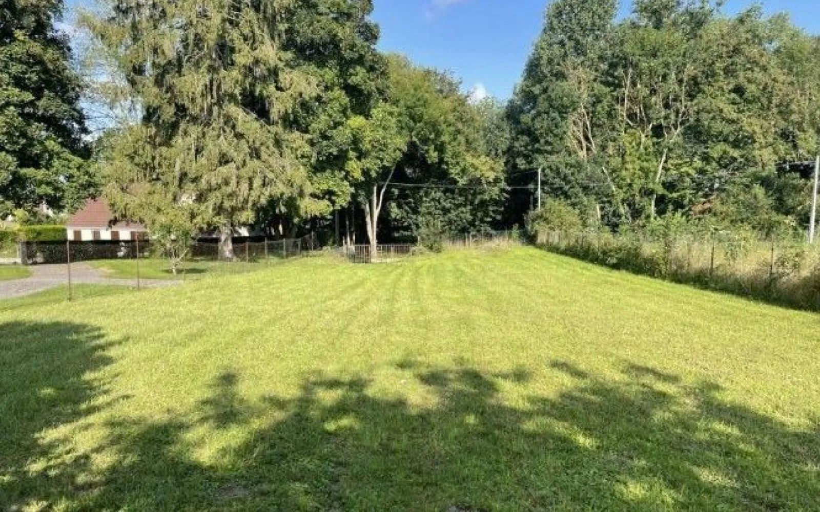 Terrain à bâtir de 1179 m² à CANNY-SUR-MATZ (60) à Canny-sur-Matz — photo 1