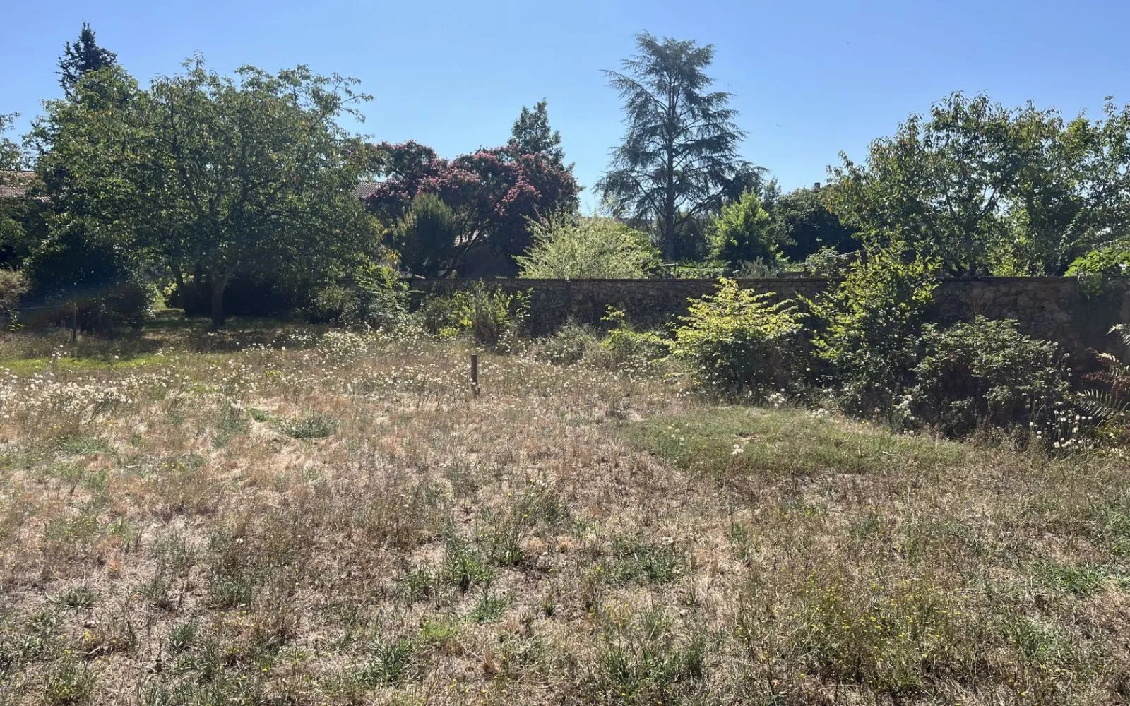 Terrain à bâtir de 1140 m² à LE TAILLAN-MEDOC (33) à Le Taillan-Médoc — photo 1