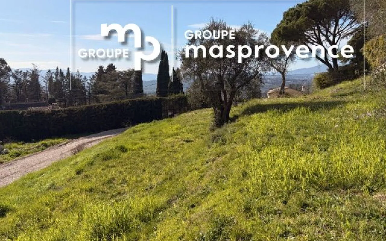 Terrain à bâtir de 1500 m² à GRASSE (06) à Grasse — photo 1