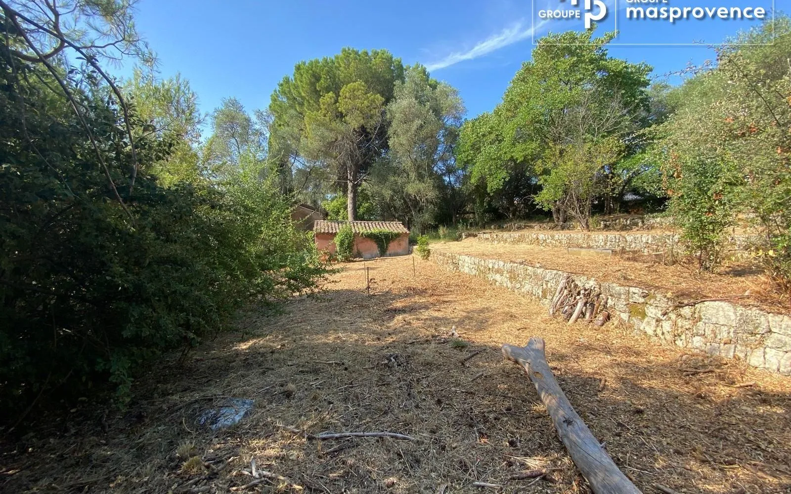 Terrain à bâtir de 846 m² à GRASSE (06) à Grasse — photo 3