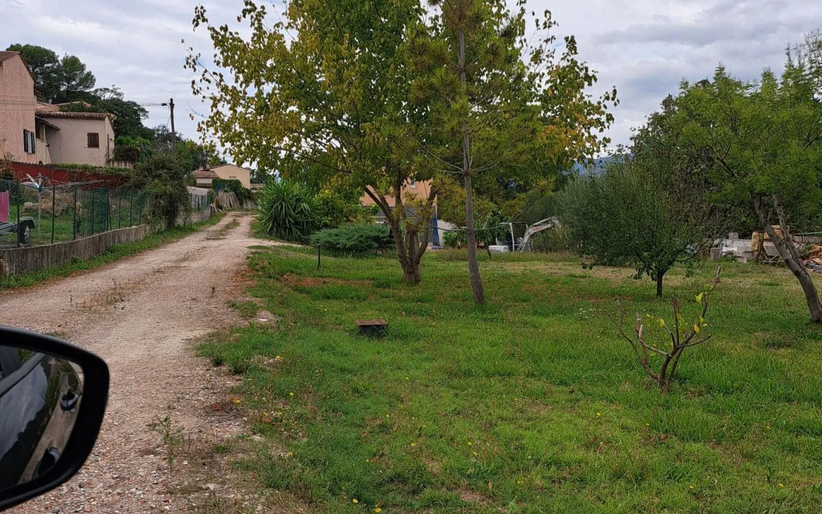 Terrain à bâtir de 1000 m² à LA ROQUETTE-SUR-SIAGNE (06) à La Roquette-sur-Siagne — photo 2