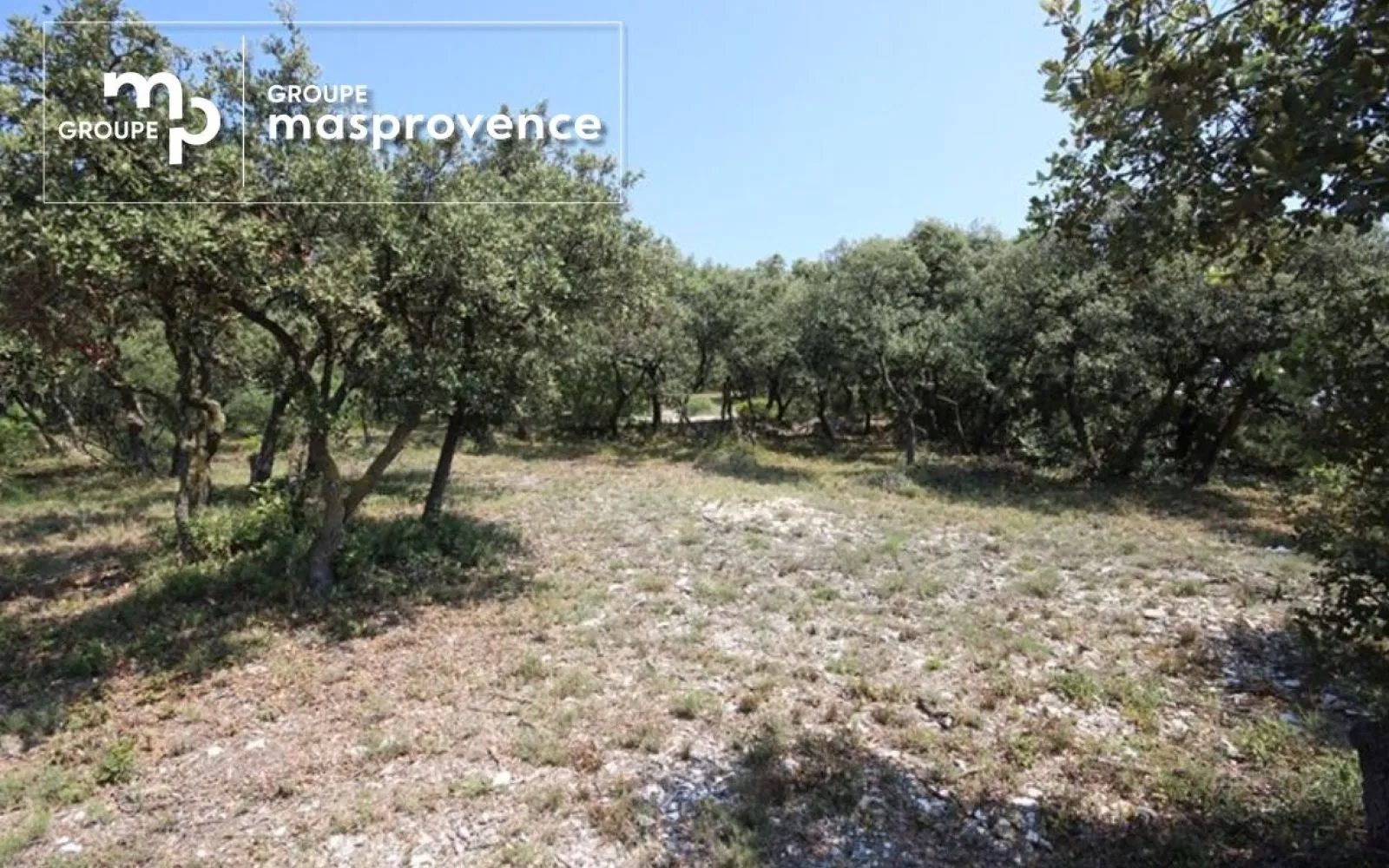 Terrain à bâtir de 4600 m² à CAVAILLON (84) à Cavaillon — photo 2