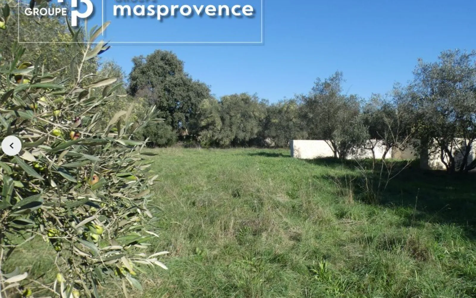 Terrain à bâtir de 1130 m² à UZES (30) à Uzès — photo 3