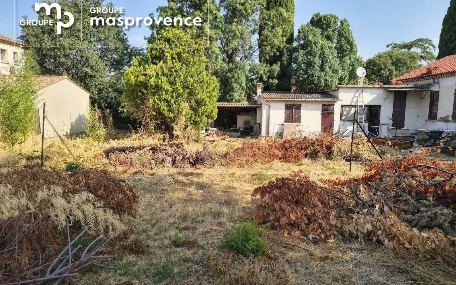 Terrain à bâtir de 530 m² à AUBAGNE (13) à Aubagne — photo 1