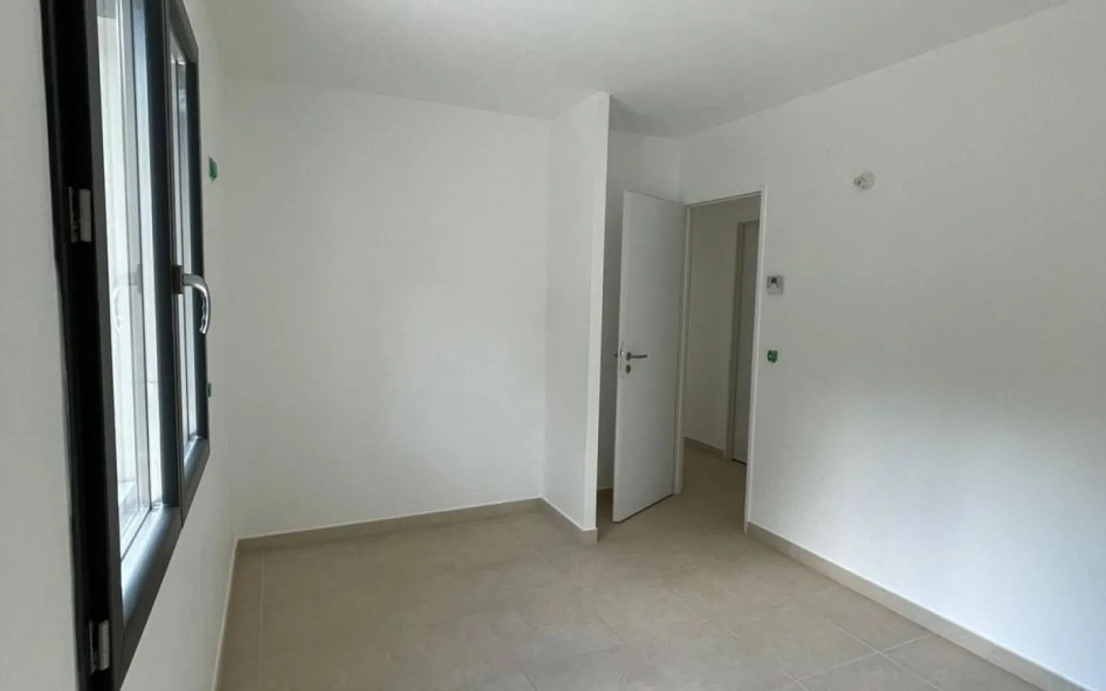 Projet de construction d'une maison 91 m² avec terrain à GALARGUES (34) à Galargues — photo 15