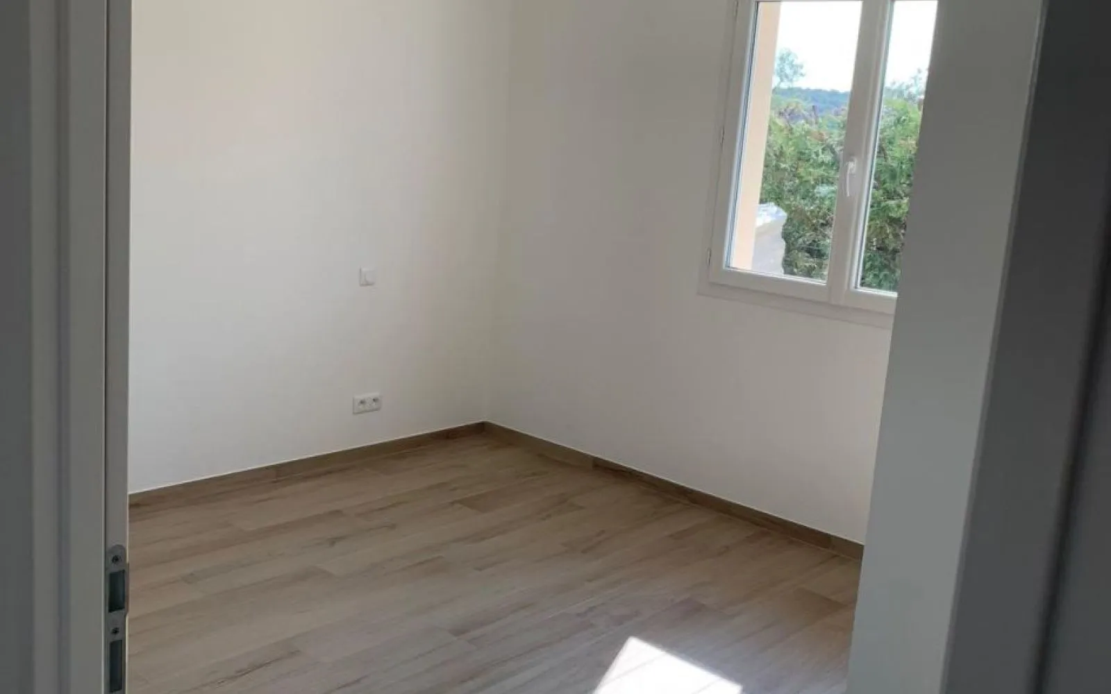 Projet de construction d'une maison 60 m² avec terrain à VILLENEUVE-MINERVOIS (11) à Villeneuve-Minervois — photo 12