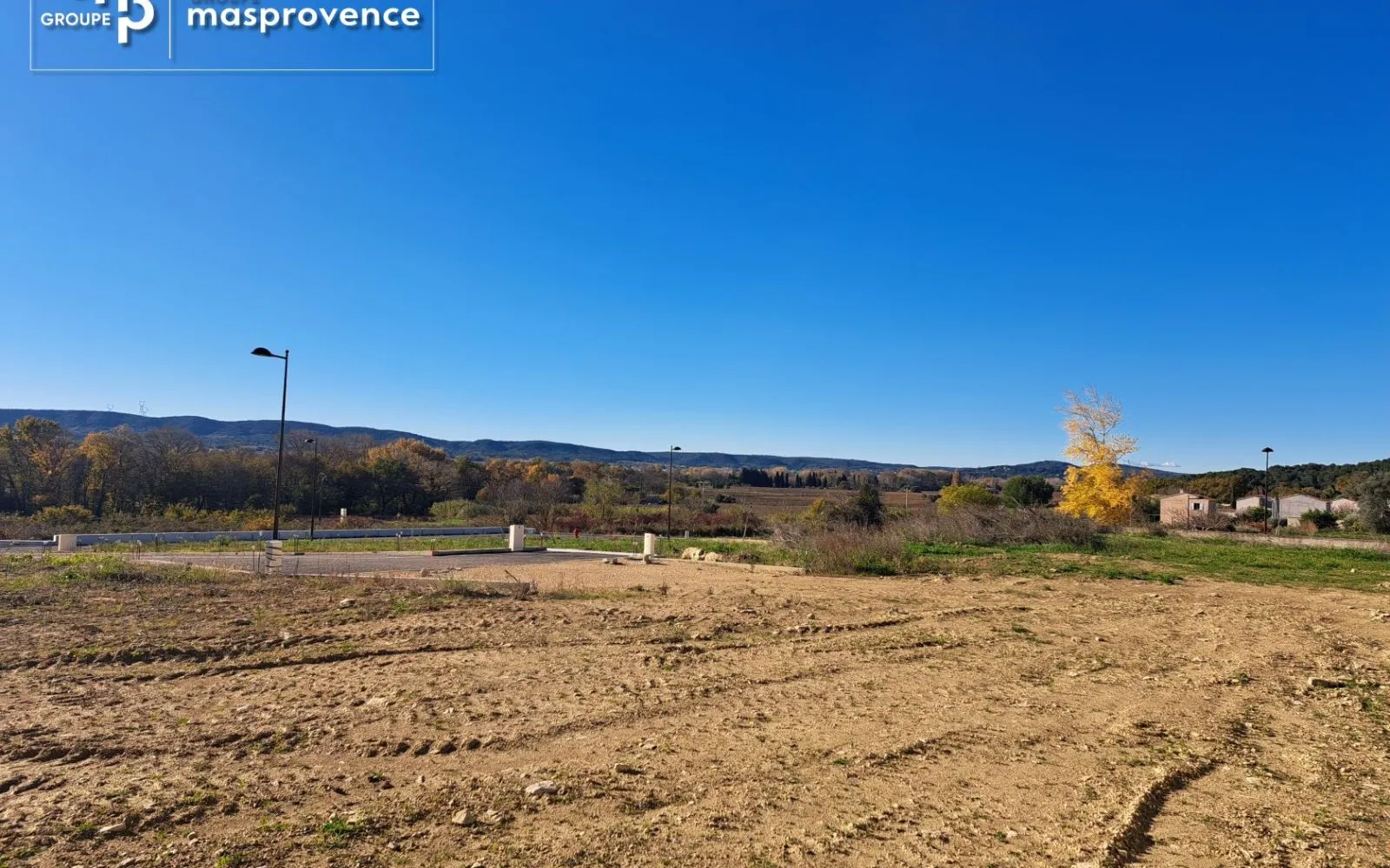 Terrain à bâtir de 491 m² à LAUDUN-L'ARDOISE (30) à Laudun-l'Ardoise — photo 1