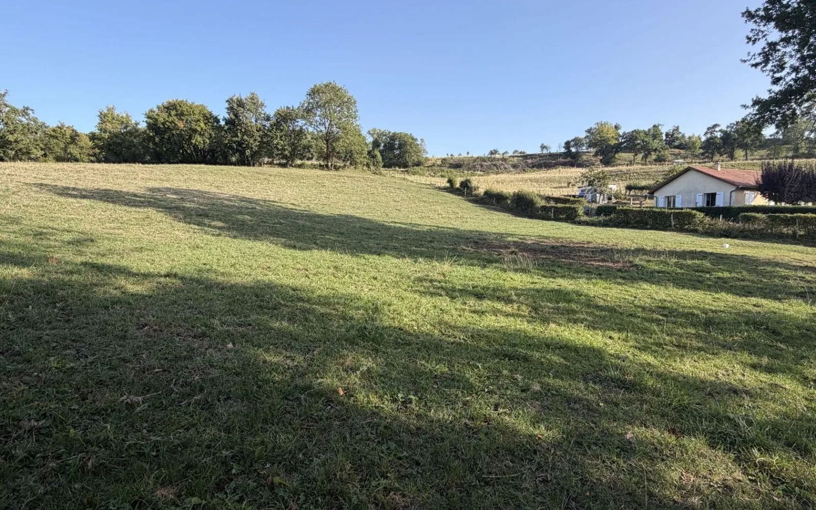 Terrain à bâtir de 1048 m² à TEISSIERES-DE-CORNET (15) à Teissières-de-Cornet — photo 1