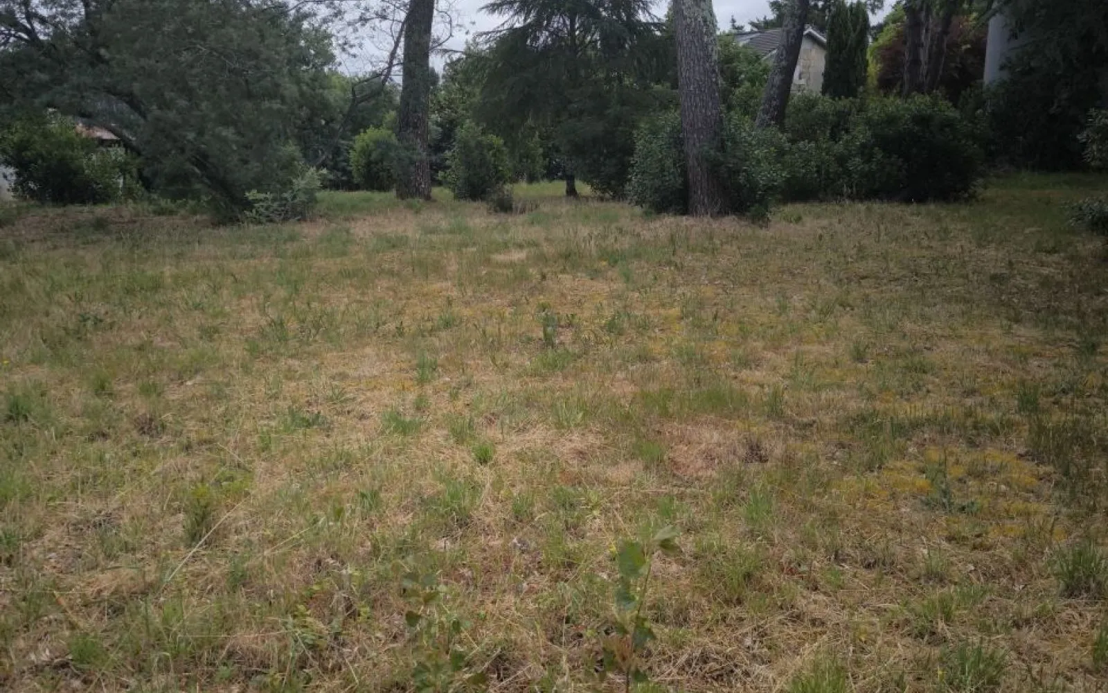 Terrain à bâtir de 1111 m² à EYSINES (33) à Eysines — photo 1