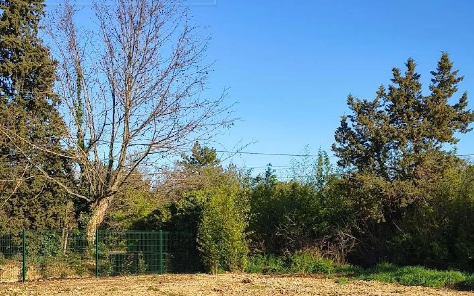 Terrain à bâtir de 470 m² à MONTEUX (84) à Monteux — photo 1
