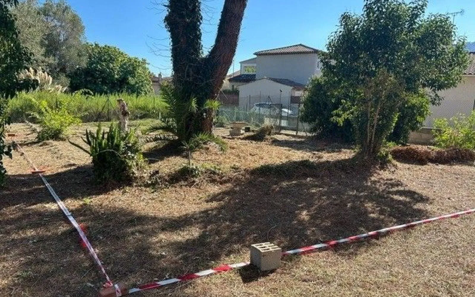 Terrain à bâtir de 300 m² à LA ROQUETTE-SUR-SIAGNE (06) à La Roquette-sur-Siagne — photo 9