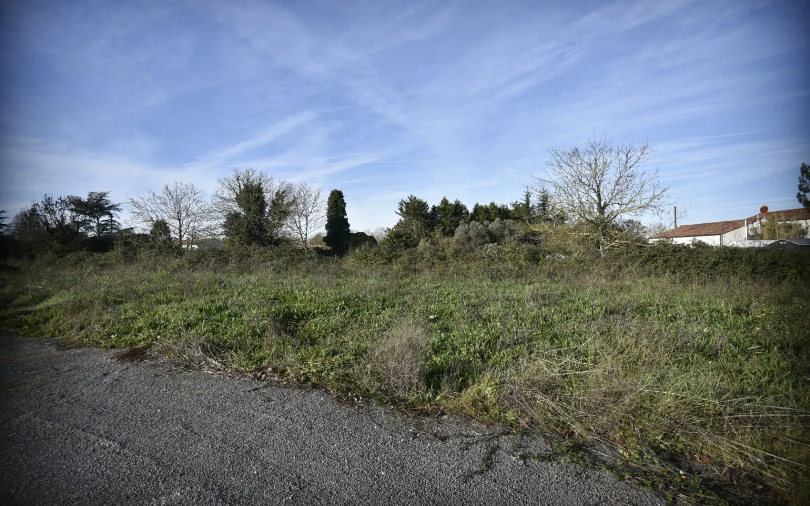 Terrain à bâtir de 554 m² à LA JONCHERE (85) à La Jonchère — photo 1