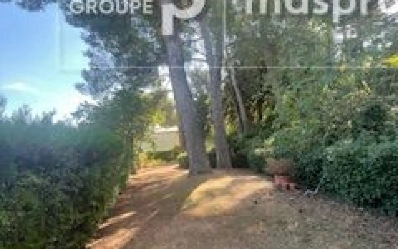 Terrain à bâtir de 634 m² à VELAUX (13) à Velaux — photo 2