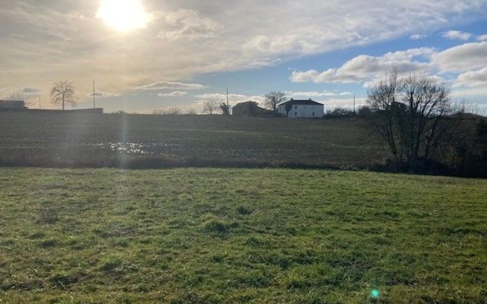 Terrain à bâtir de 1225 m² à POUDENX (40) à Poudenx — photo 1